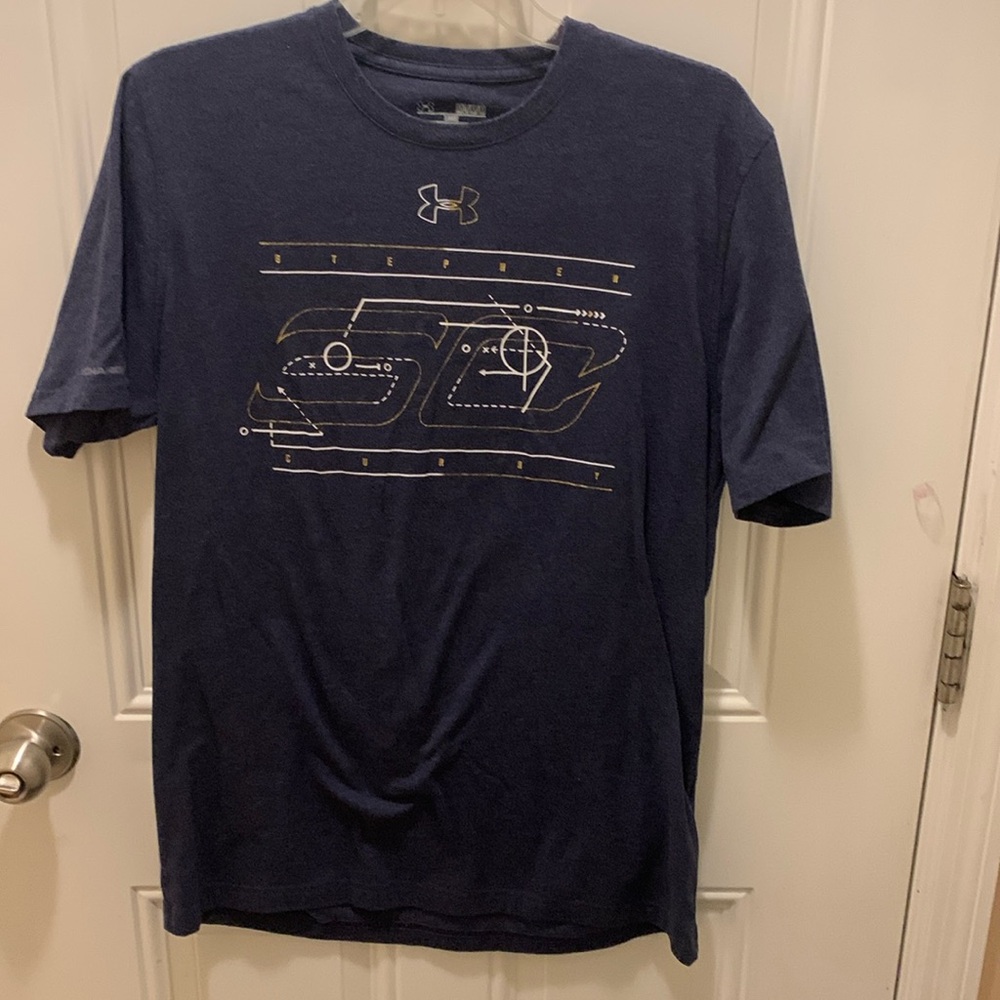 Under armor football T-shirt Sz M